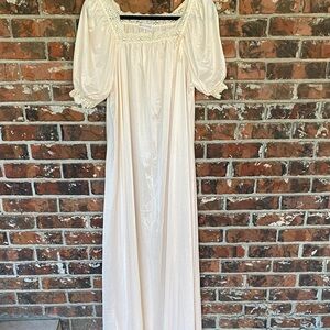 Vintage nightgown